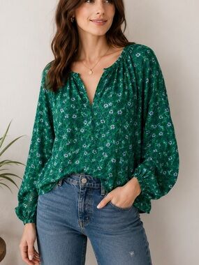 Roller Rabbit Green Floral Boho Peasant Blouse Size Small Lightweight Flowy Top